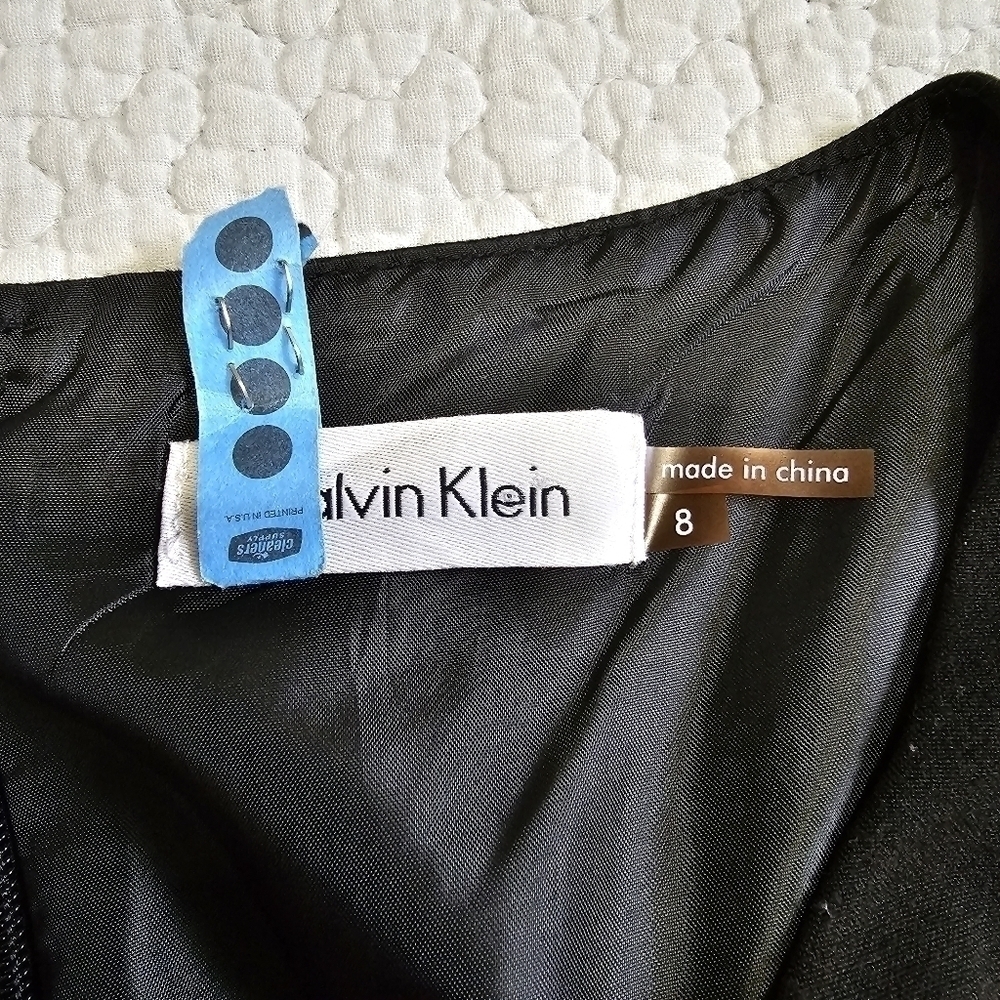Calvin Klein Cap Sleeve Colorblock Faux Wrap Dress - Picture 9 of 10